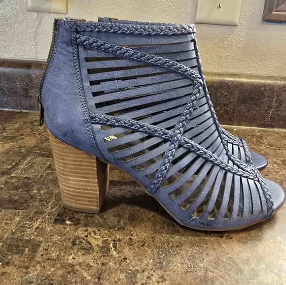 Not Rated - Love To All Woven Cutout Ankle Heeled Bootie in Blue NWOB - Picture 3 of 9